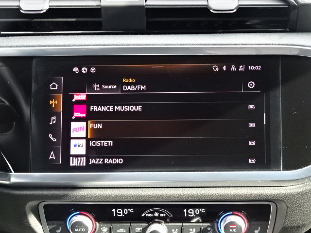 Audi Q3 (2)