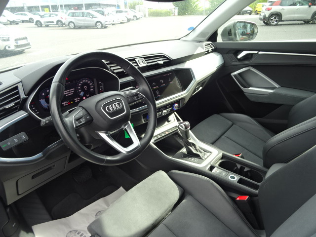 Audi Q3 (2)