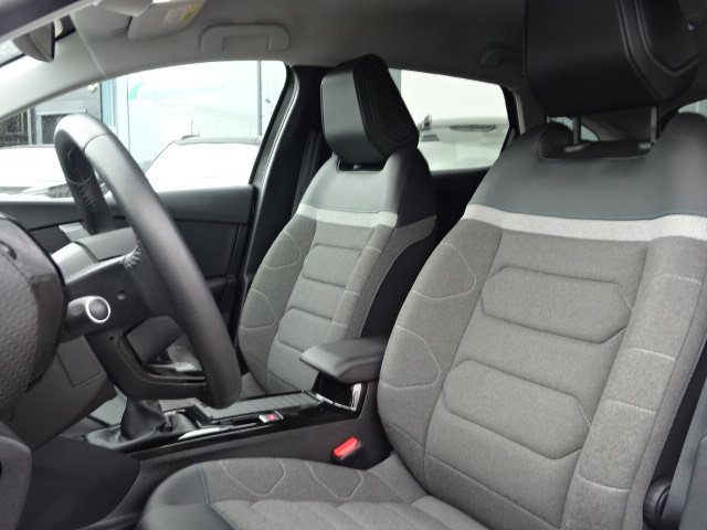 Citroën C4 (3)