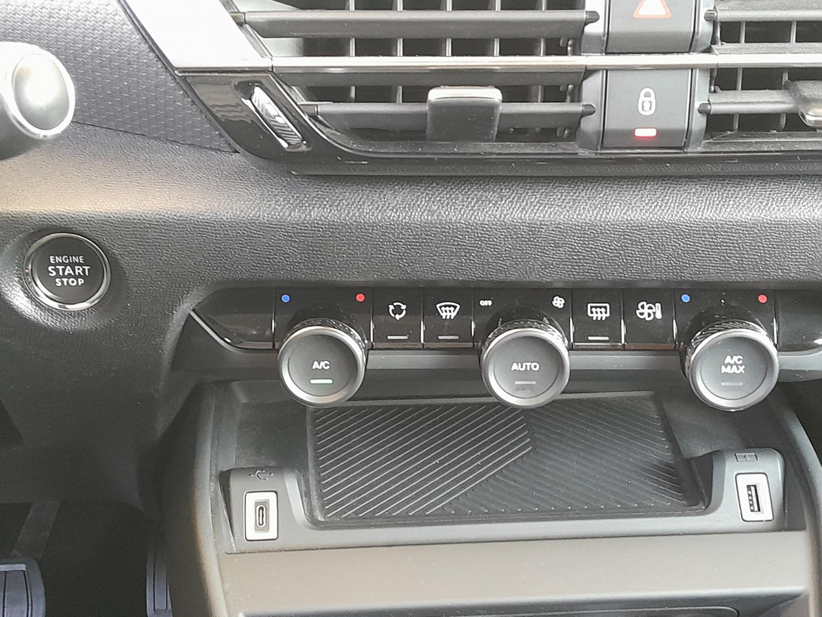 Citroën Ë-C4 (3)