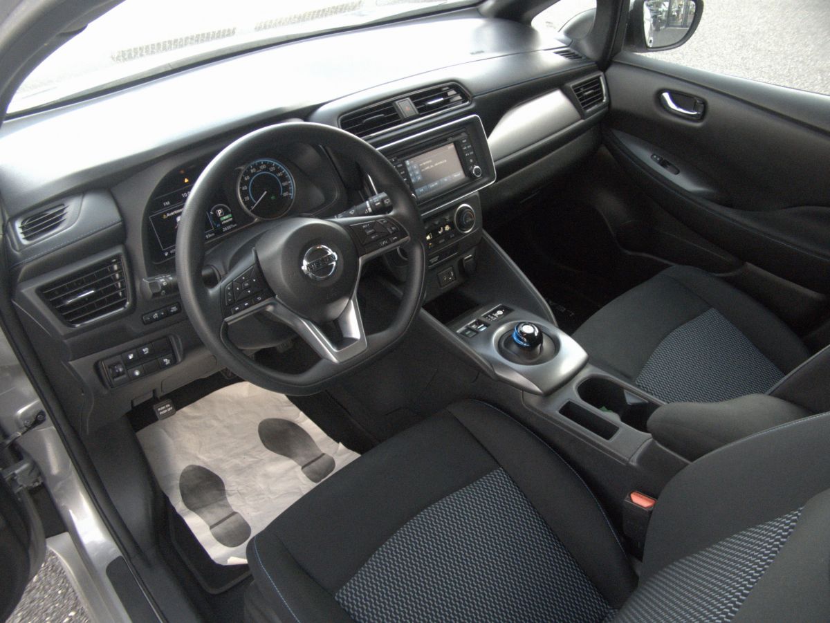 Nissan Leaf (2)