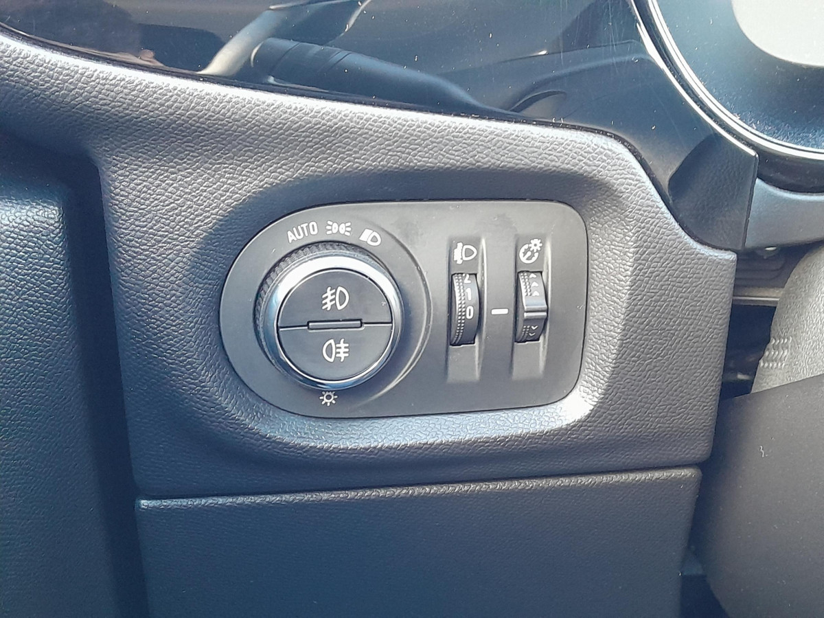 Opel Corsa (6)