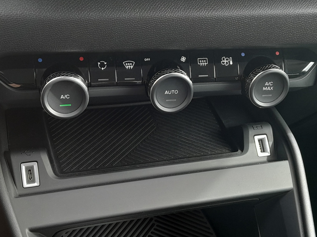 Citroën Ë-C4 (3)