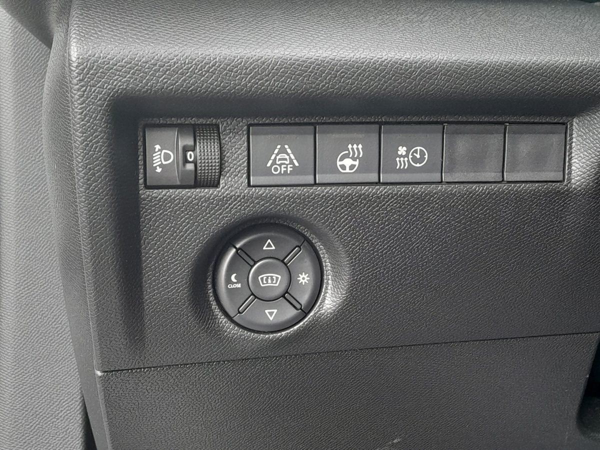 Citroën Ë-C4 (3)