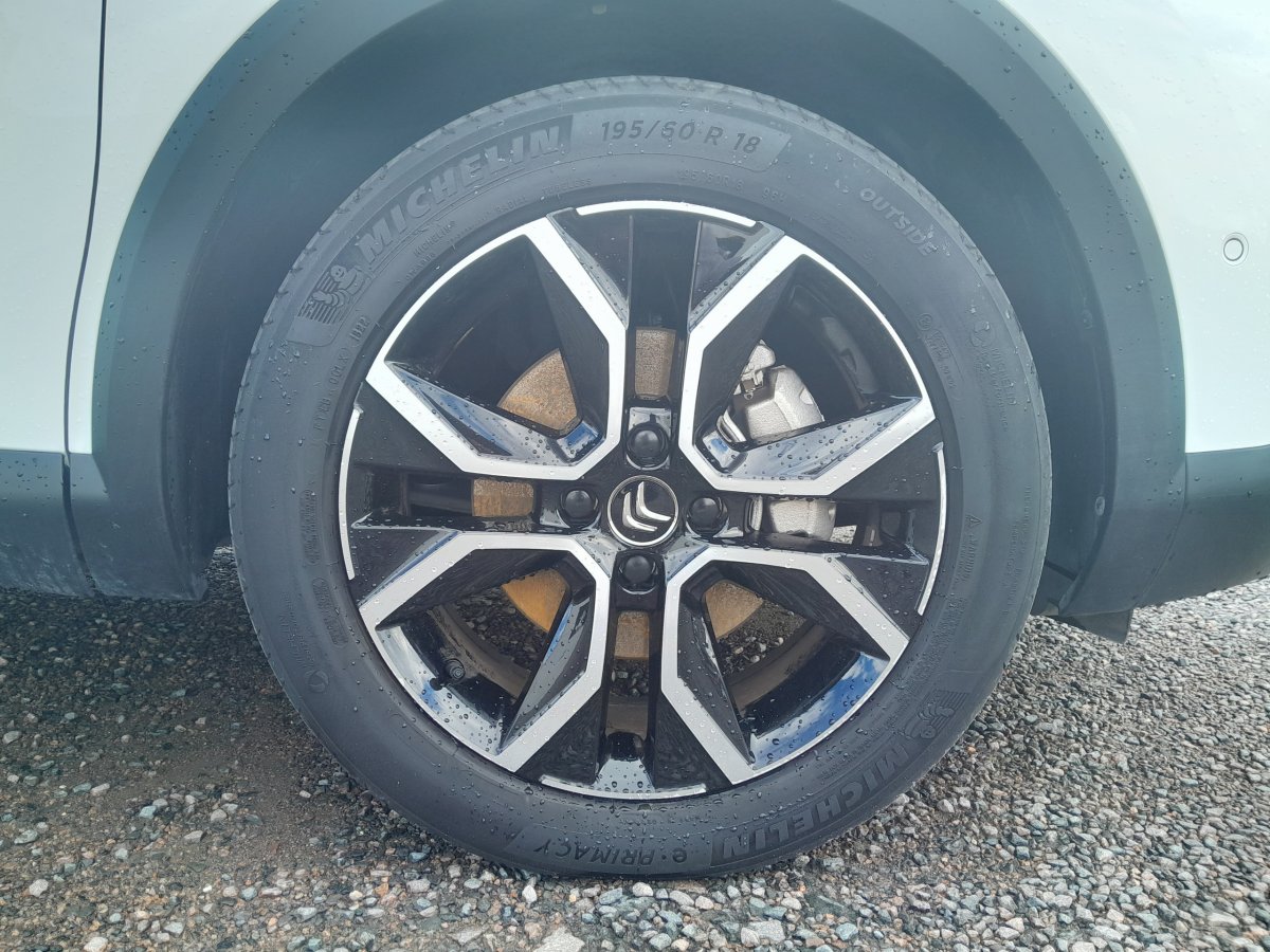 Citroën Ë-C4 (3)