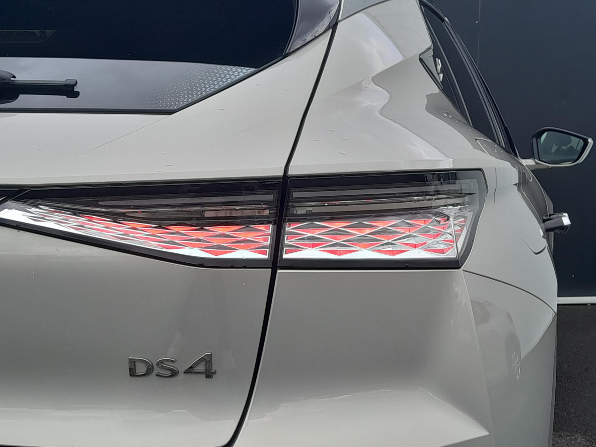 Ds DS 4 (2)