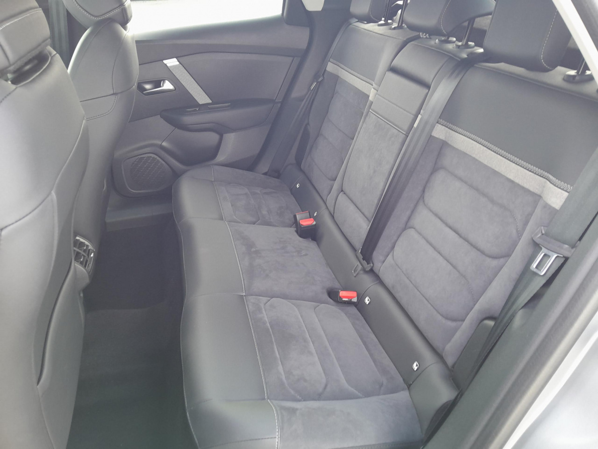 Citroën C4 (3)