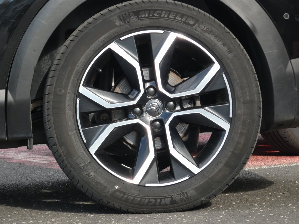 Citroën Ë-C4 (3)