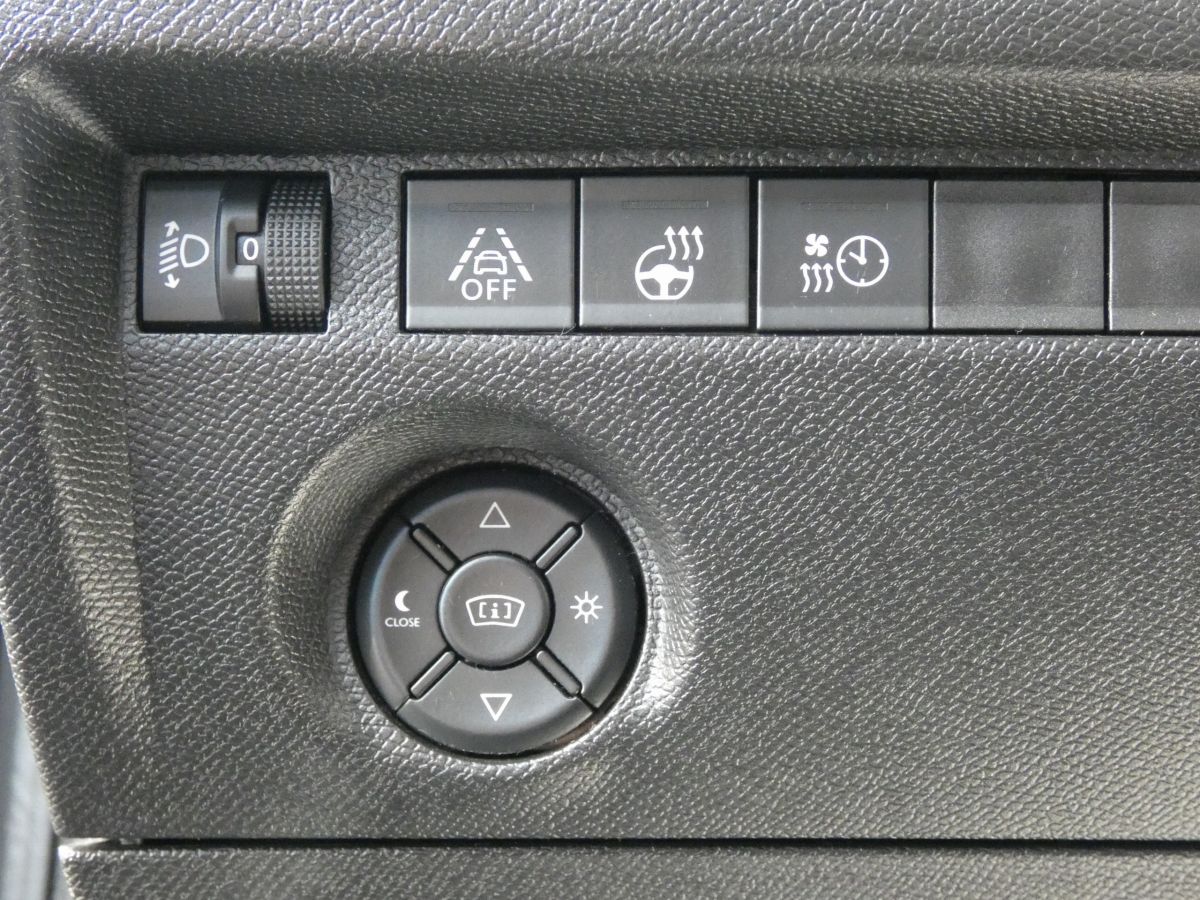 Citroën Ë-C4 (3)
