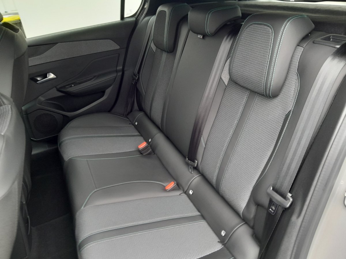 Peugeot 308 (3)