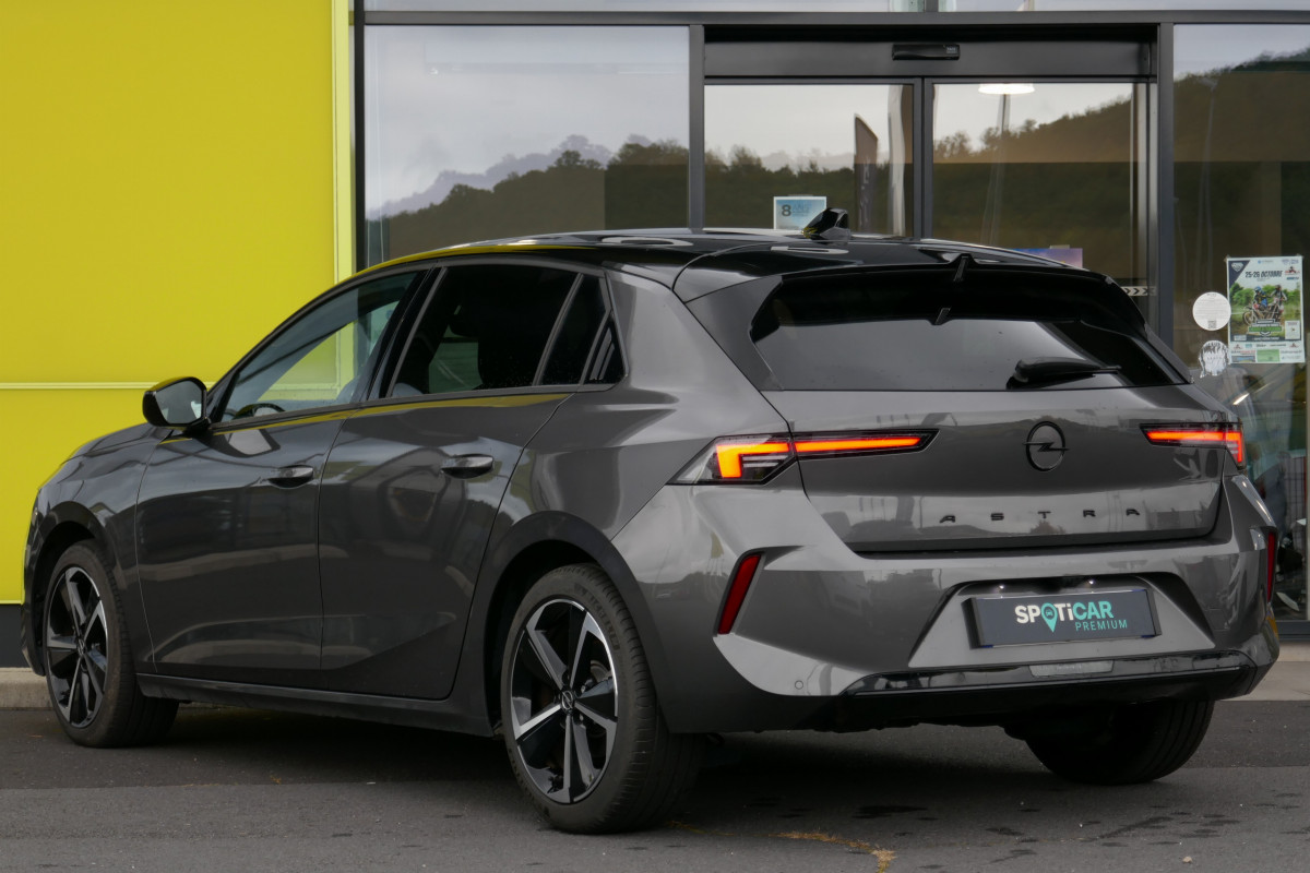 Opel Astra (6)