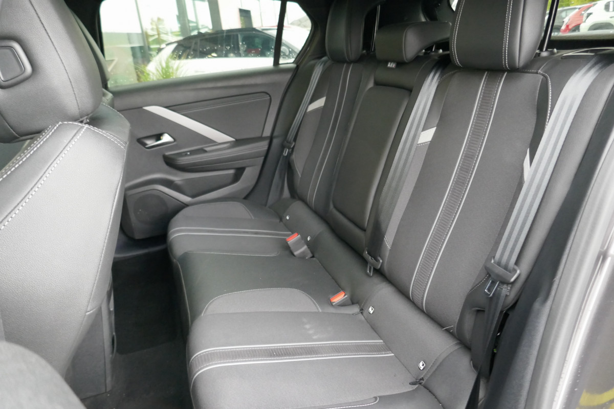 Opel Astra (6)