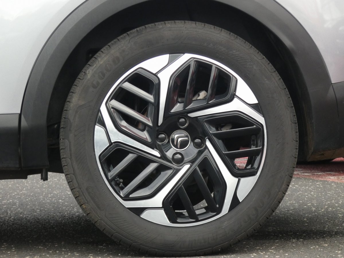 Citroën C4 (3)
