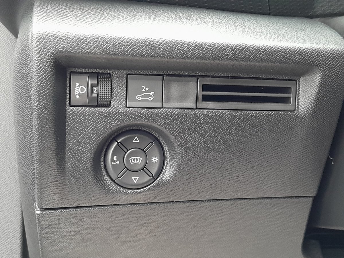 Citroën C4 X
