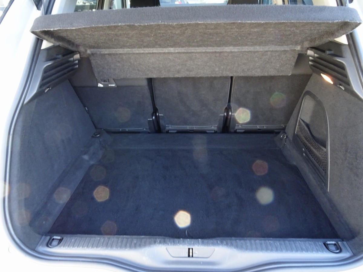 Citroën C4 Picasso (2)