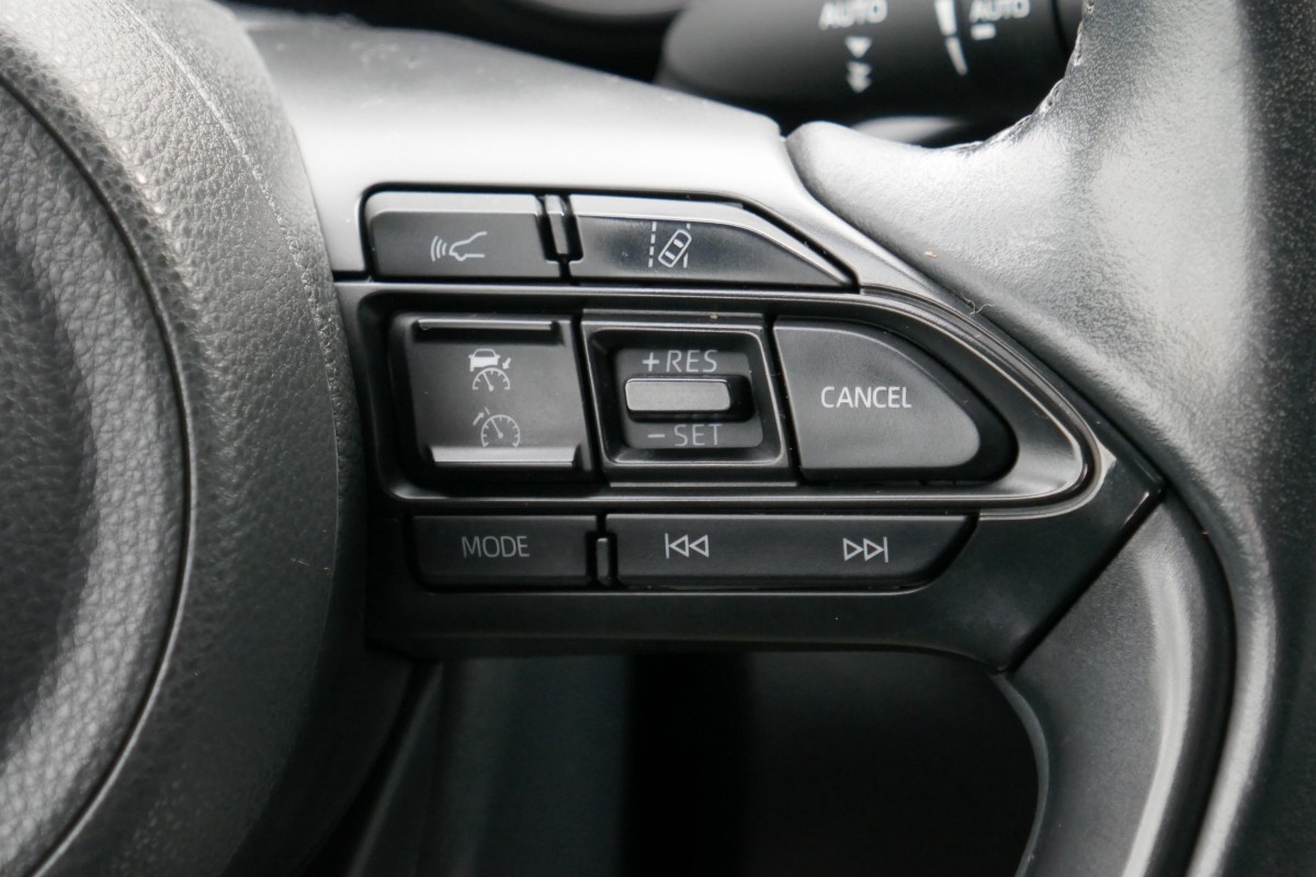 Toyota Yaris Hybride (4)