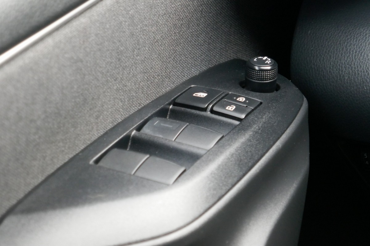 Toyota Yaris Hybride (4)