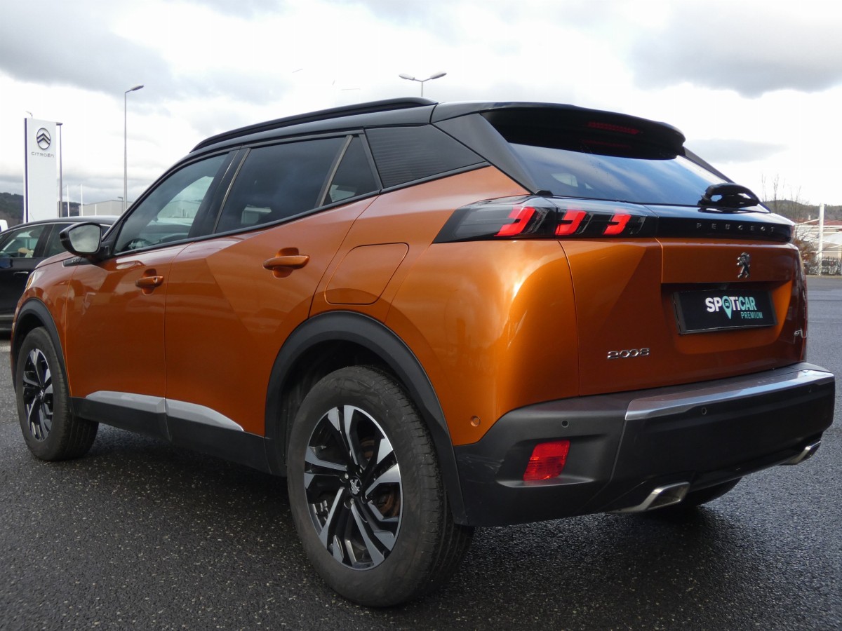 Peugeot 2008 (2)