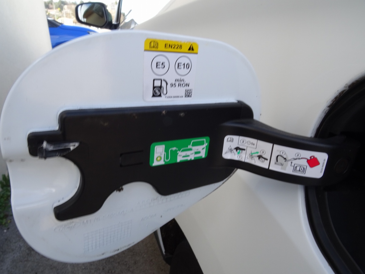 Ford Transit Courier