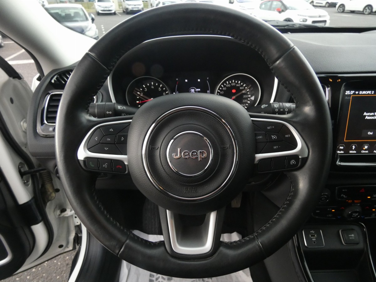 Jeep Compass (2)