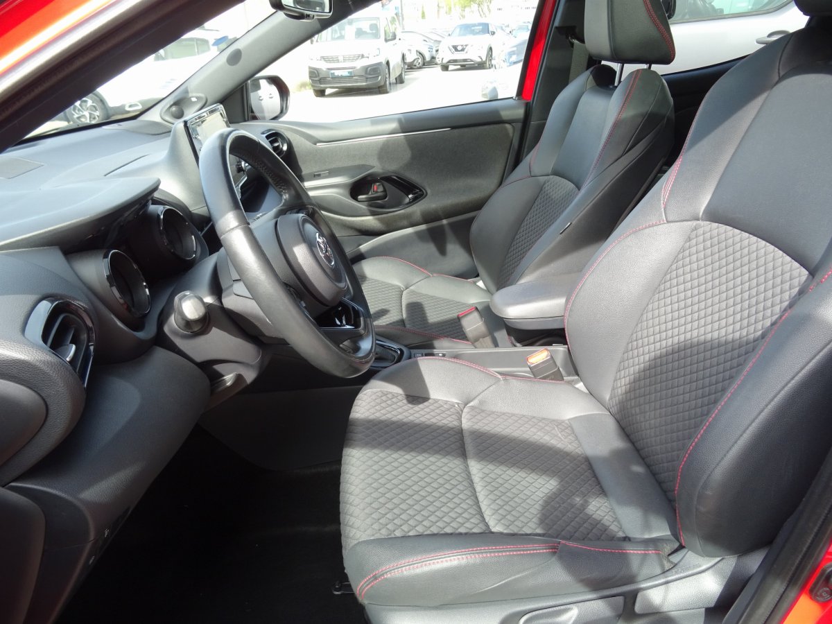 Toyota Yaris Hybride (4)