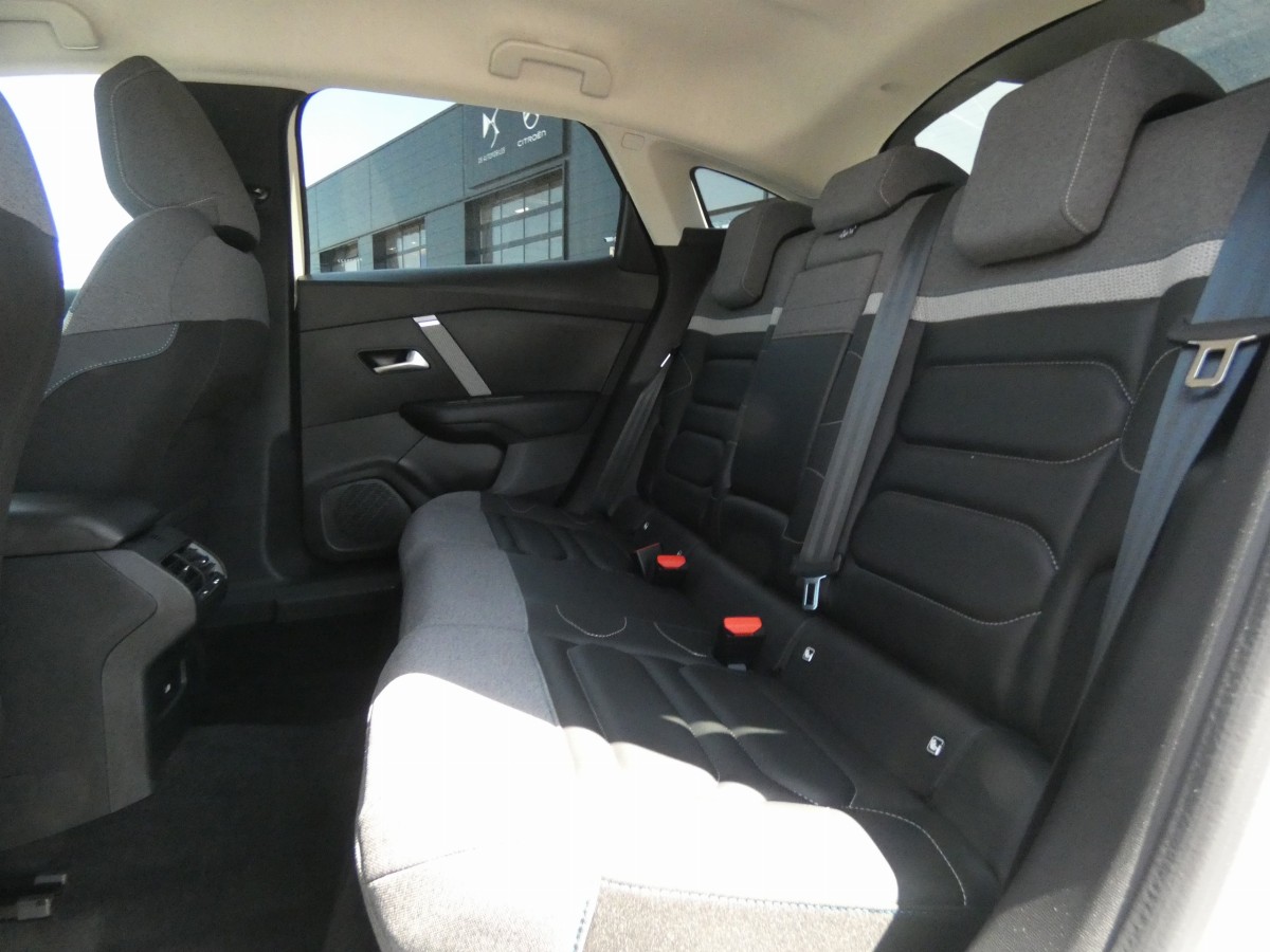 Citroën C4 (3)