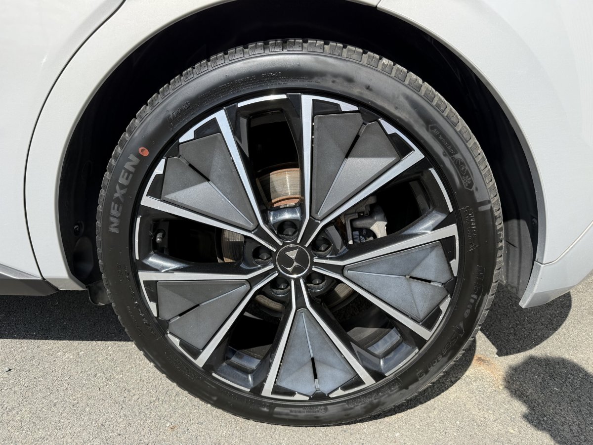 Ds DS 4 (2)
