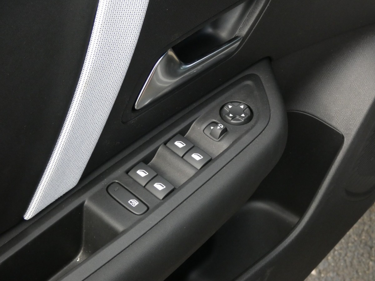 Citroën C4 (3)