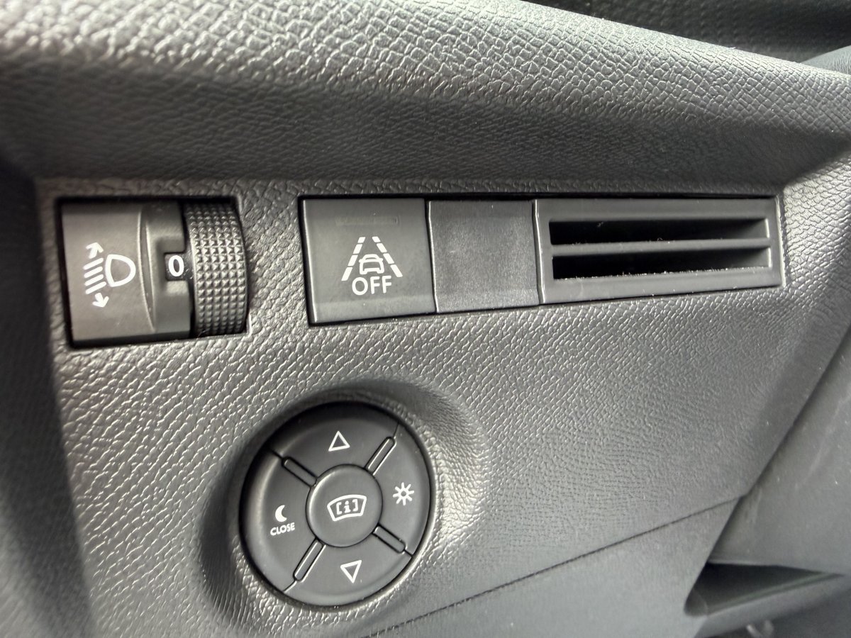 Citroën C4 (3)