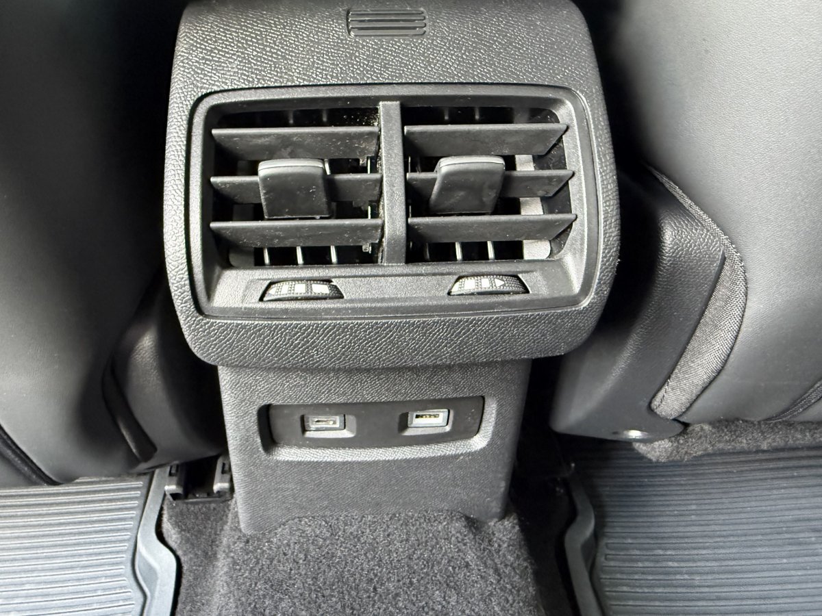 Citroën C4 (3)