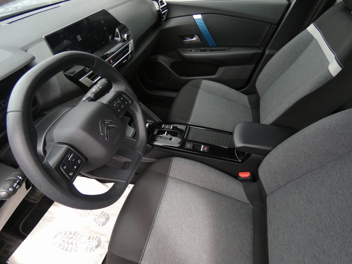 Citroën Ë-C4 (3)