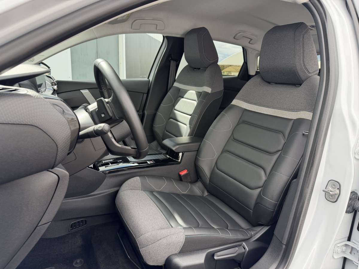 Citroën C4 (3)