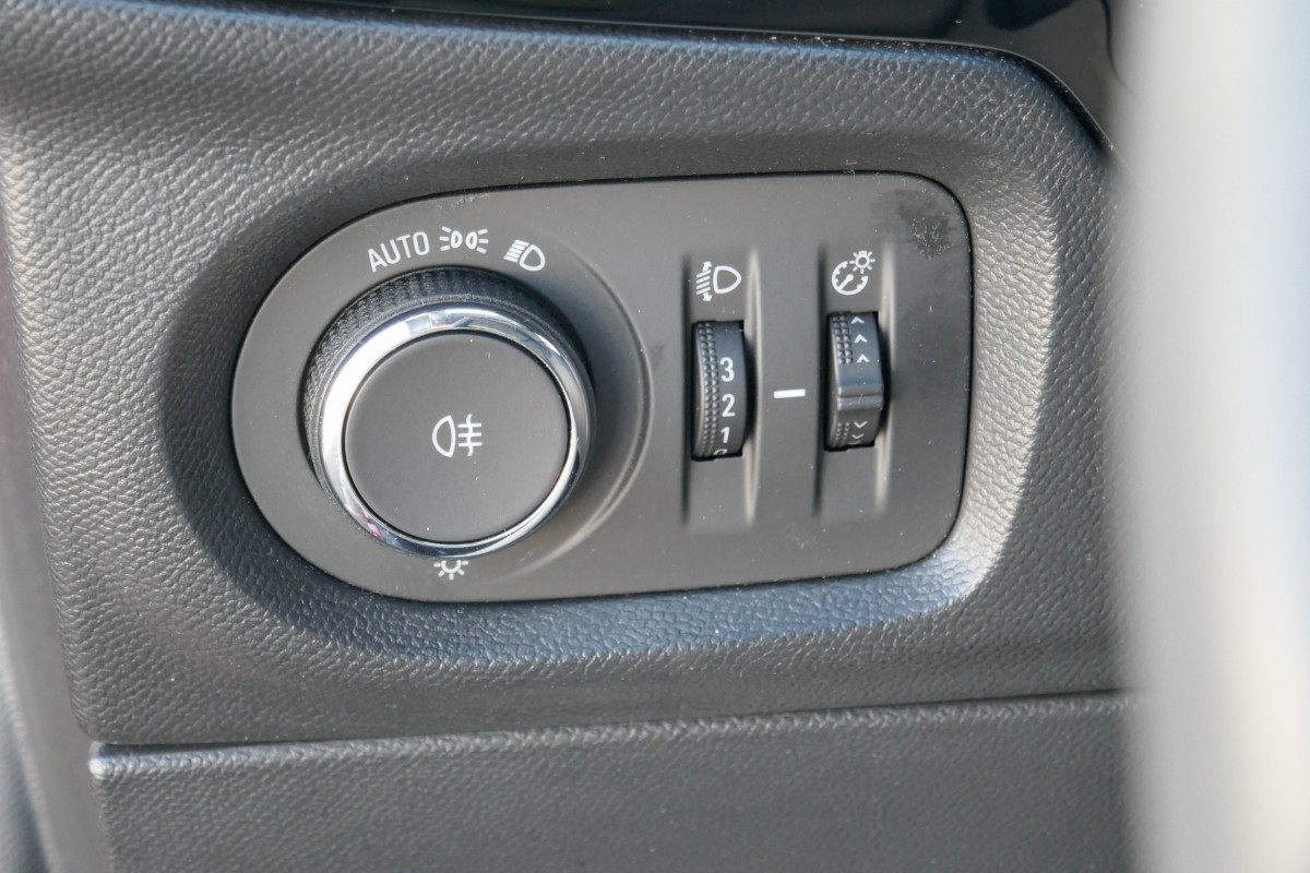 Opel Corsa (6)