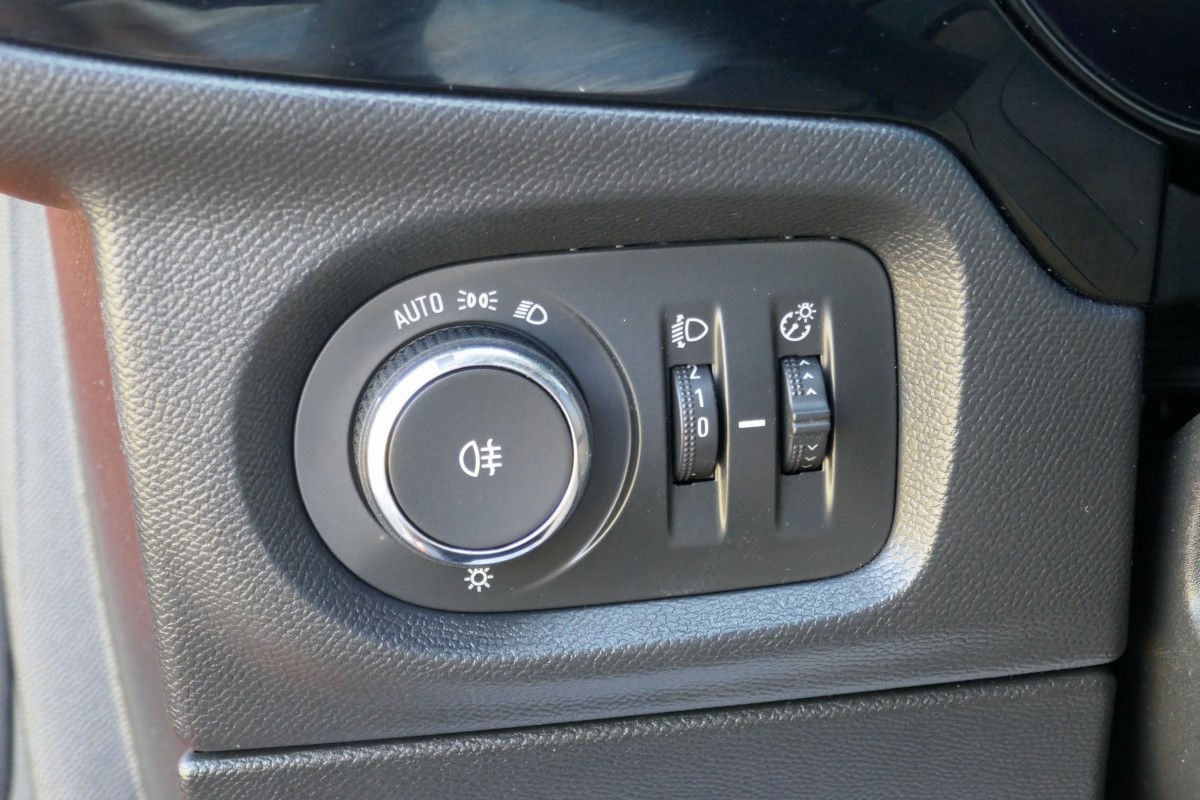 Opel Corsa (6)