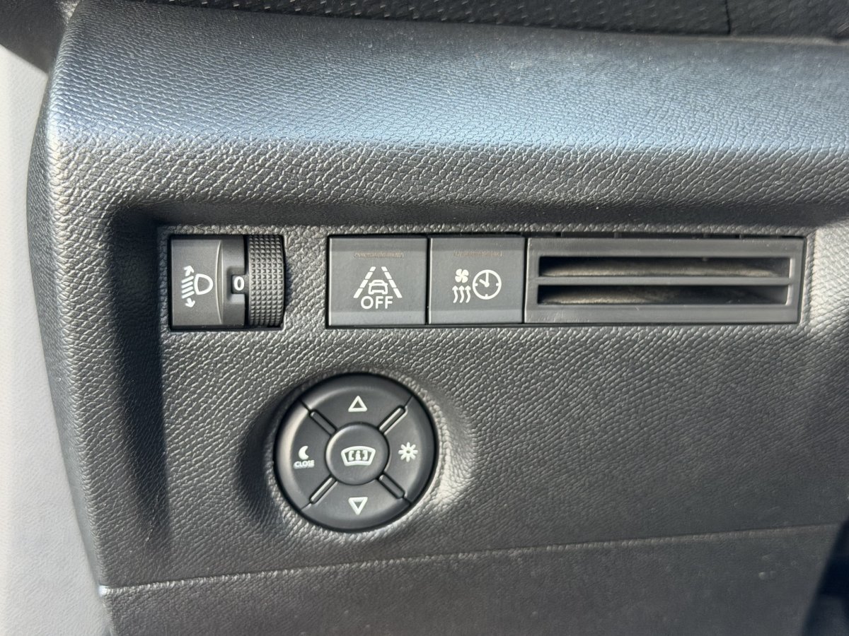 Citroën Ë-C4 (3)