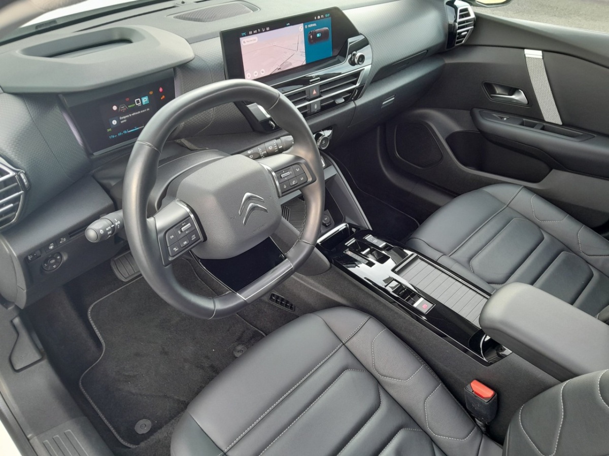 Citroën e-C4 X