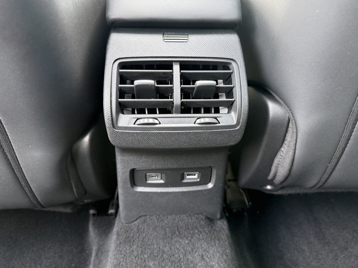 Citroën C4 (3)