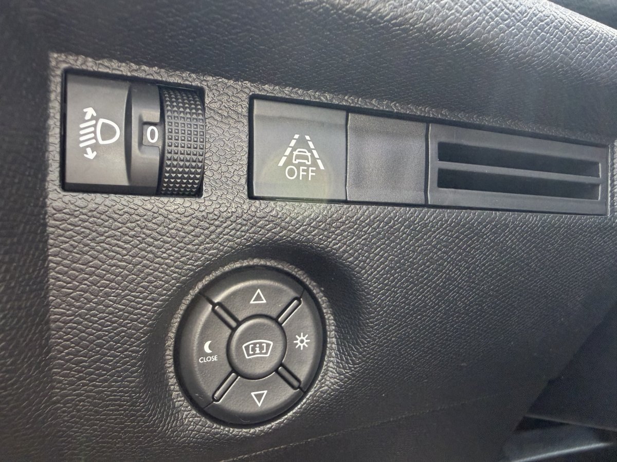 Citroën C4 (3)