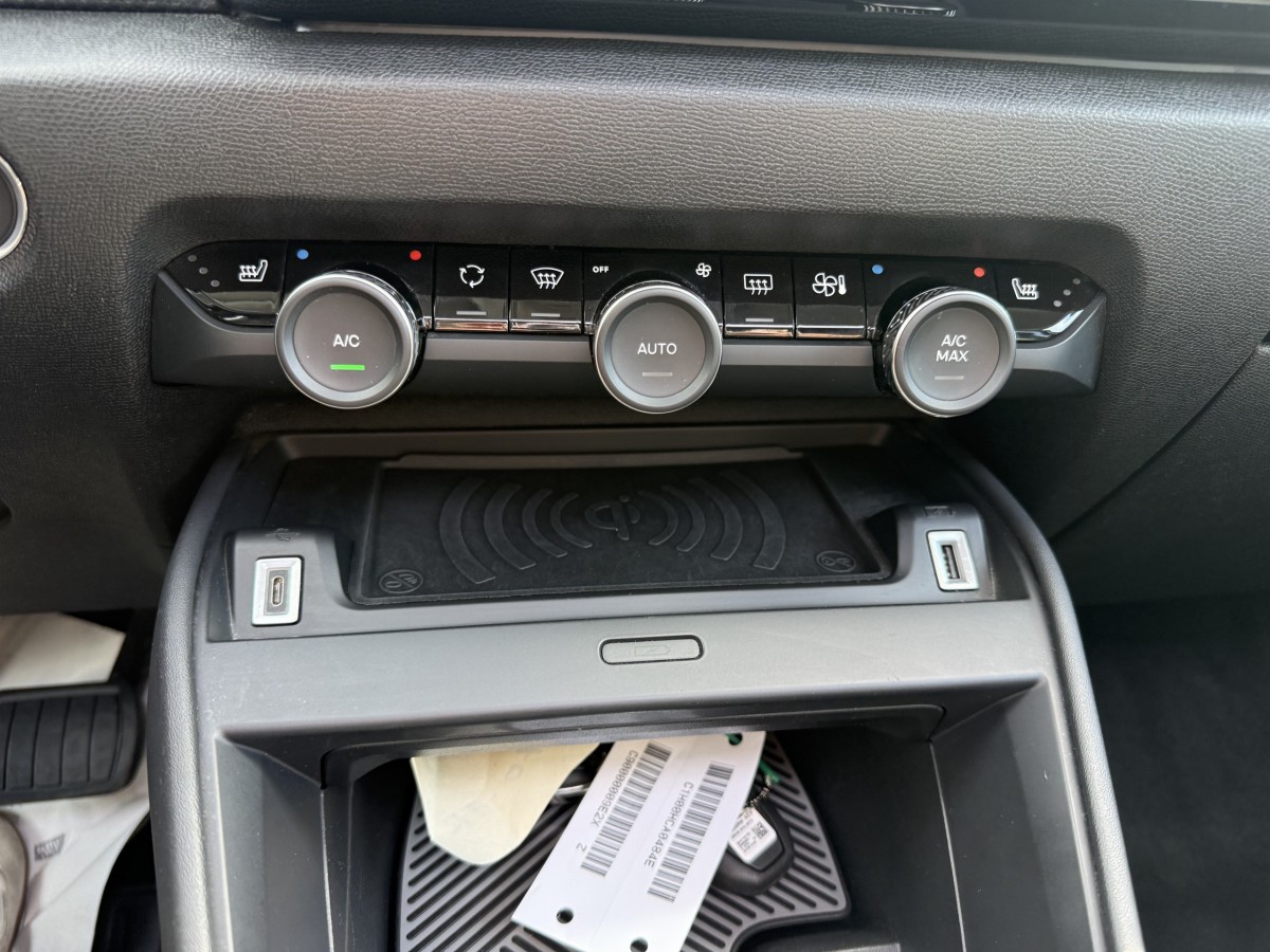 Citroën C4 (3)