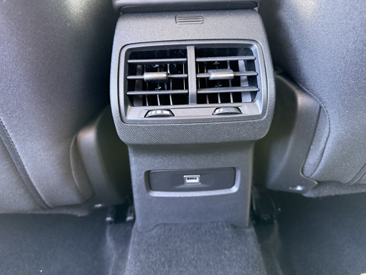 Citroën C4 (3)