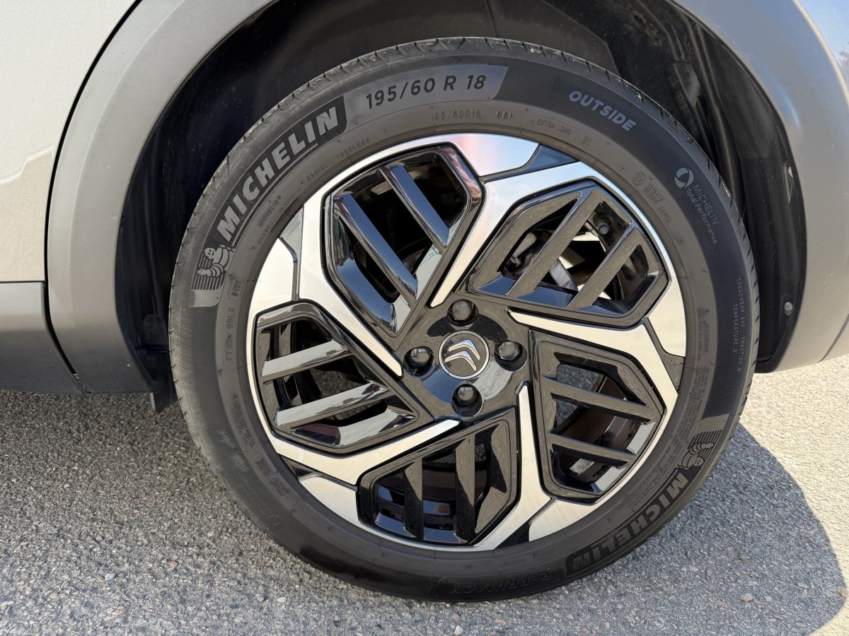 Citroën C4 (3)