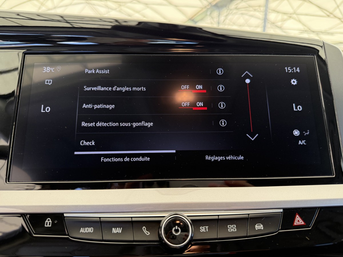 Opel Grandland (2)