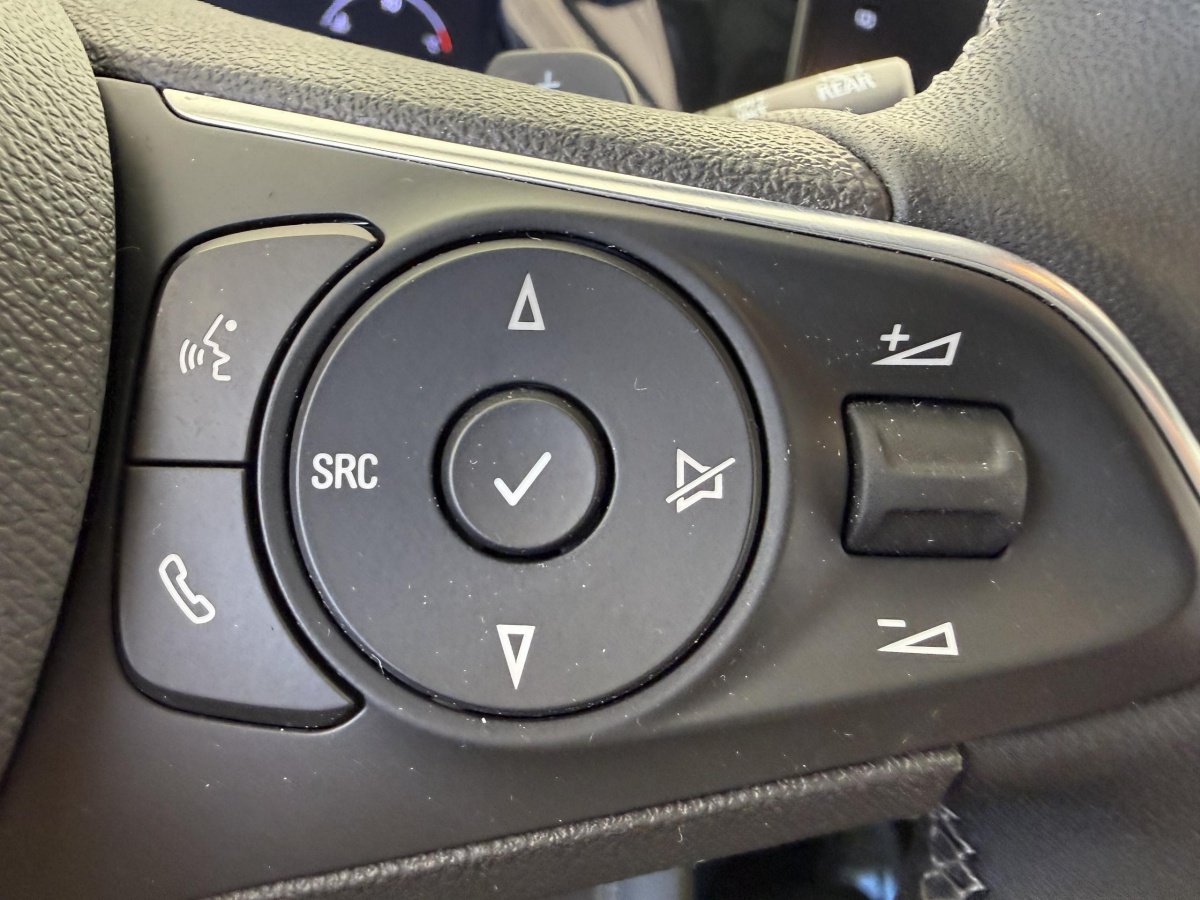 Opel Grandland (2)