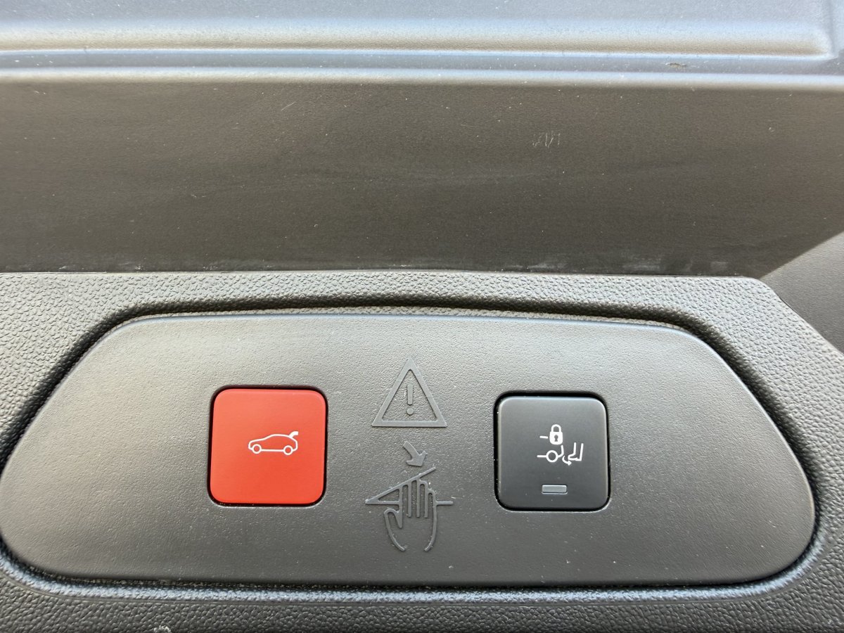 Opel Grandland (2)