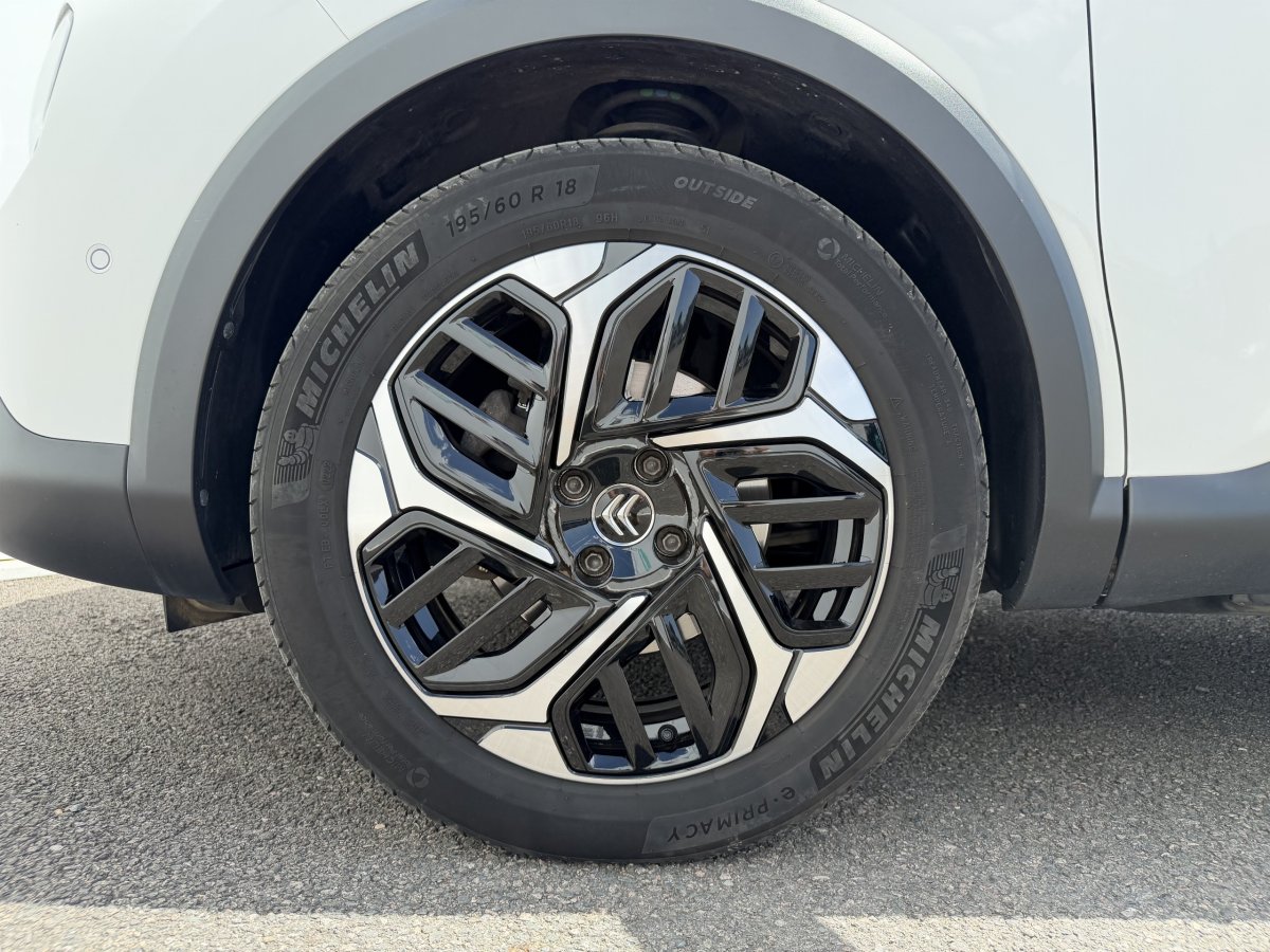 Citroën C4 (3)