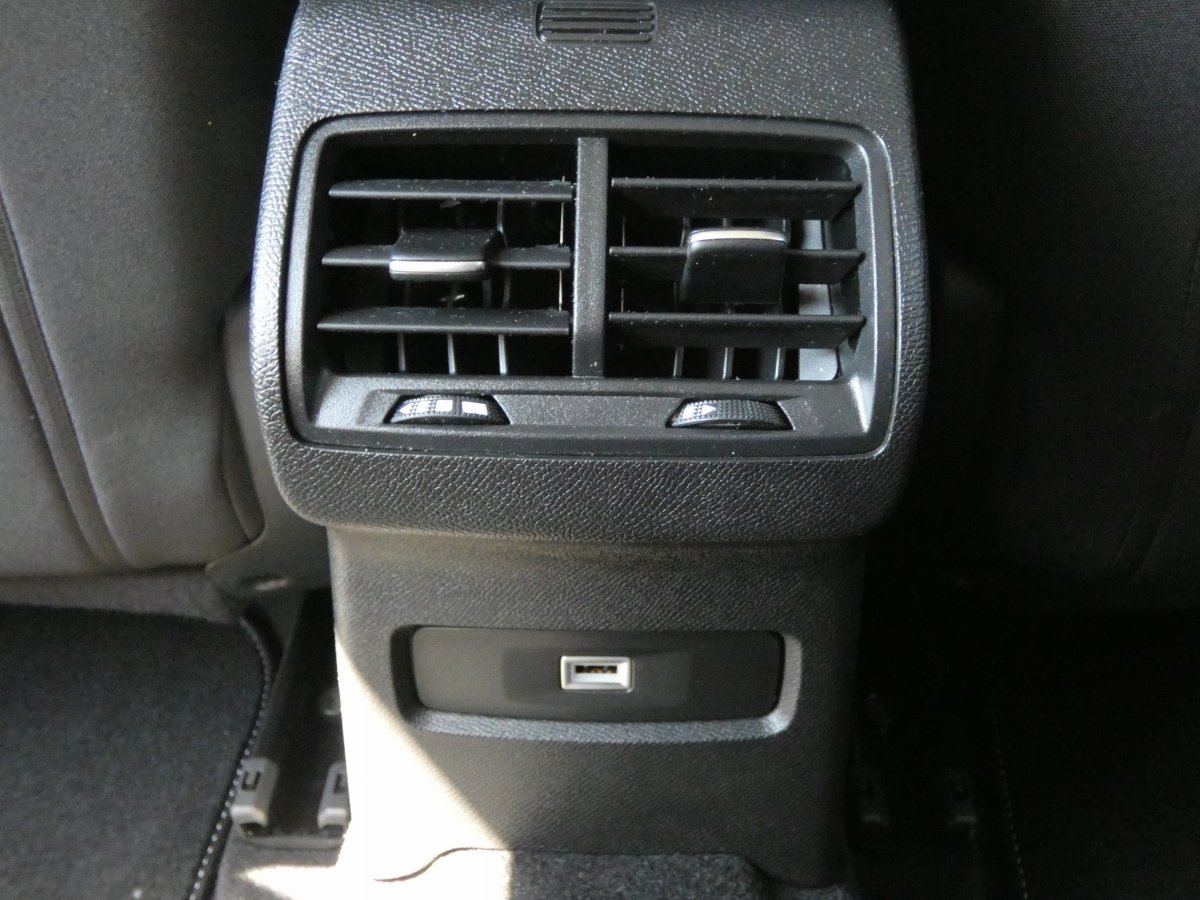 Citroën C4 (3)