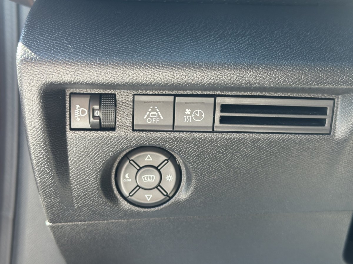 Citroën Ë-C4 (3)