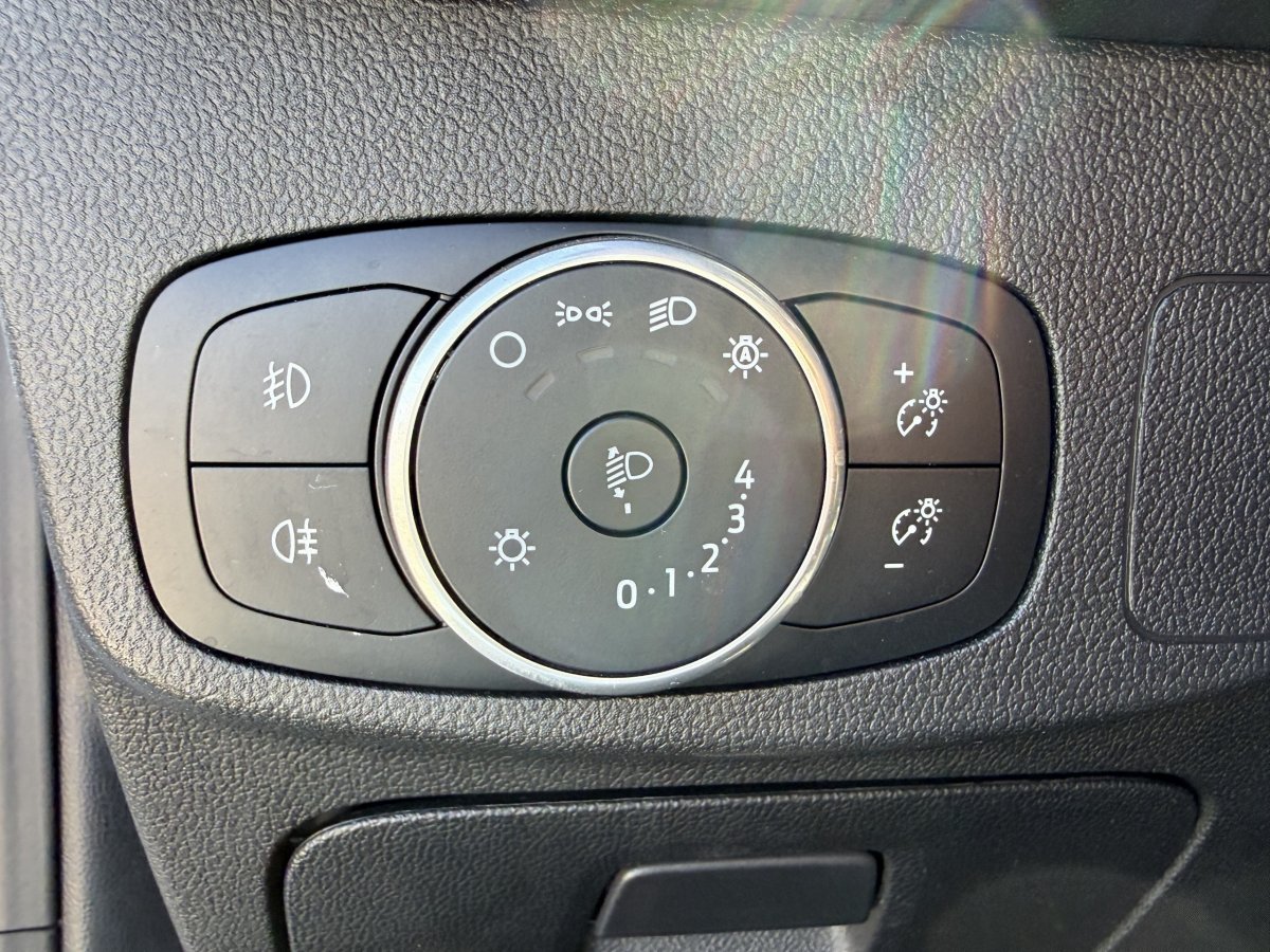 Ford Focus (4)