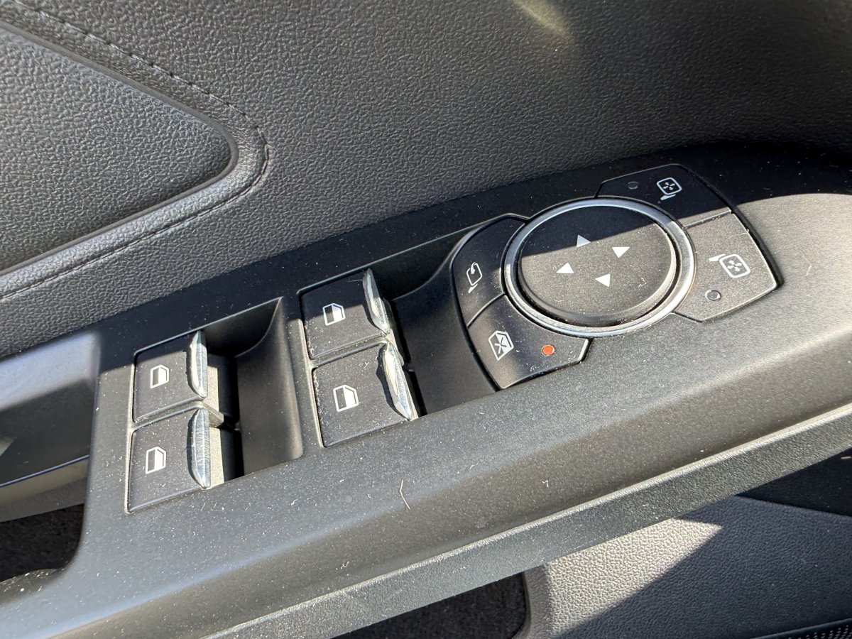 Ford Focus (4)