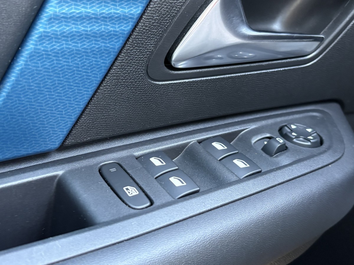 Citroën Ë-C4 (3)